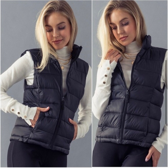 LAST ONE: Beautiful women’s lightweight puffer vest convertible carrying case - Picture 3 of 6